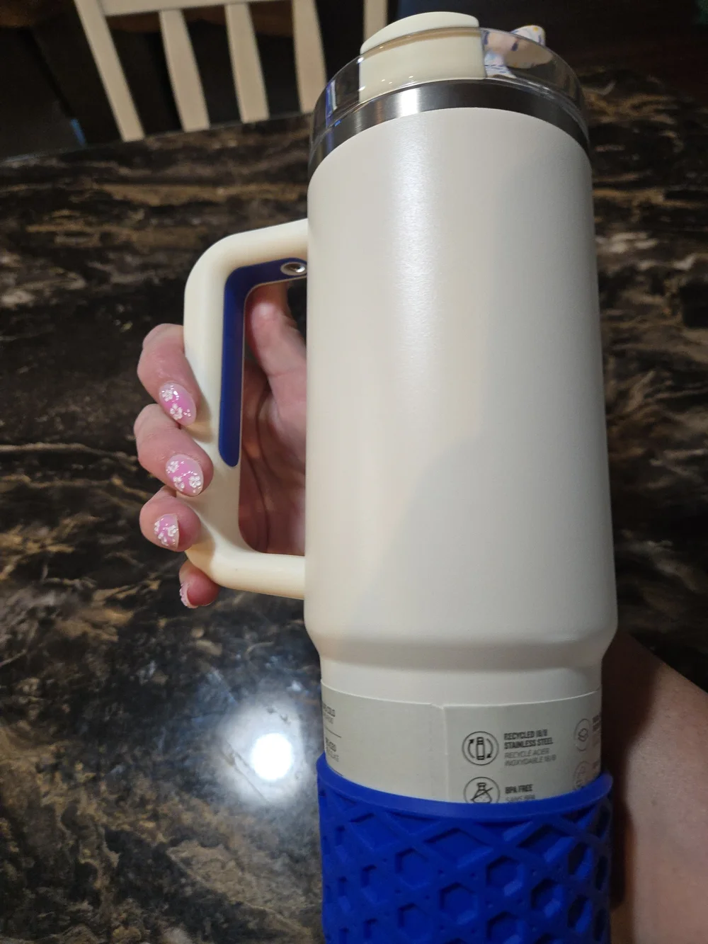 Cream Royal Stanley 30oz - Picture 2 of 4